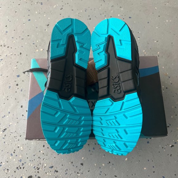 Kith x ASICS Gel-Lyte V "Leatherback" - Picture 3 of 6